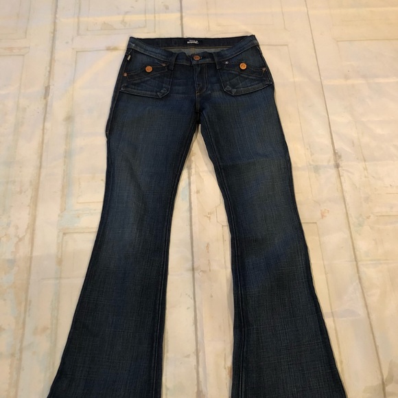Rock & Republic Flare Leg Jeans 27 flap pockets - Picture 8 of 8